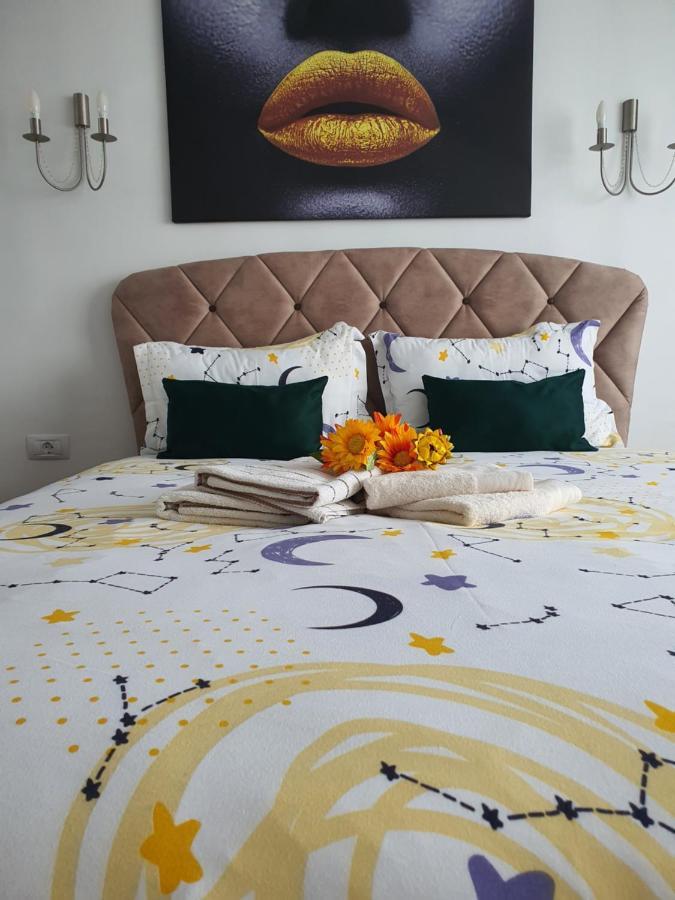 Chic Apartment- Place To Remember Galati  Exterior photo