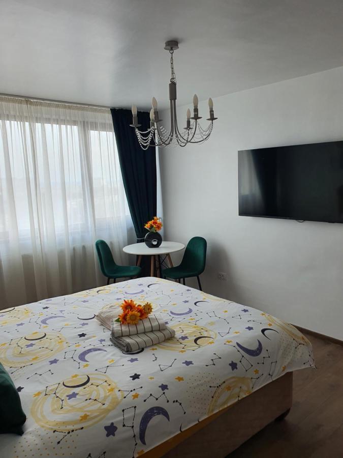 Chic Apartment- Place To Remember Galati  Exterior photo