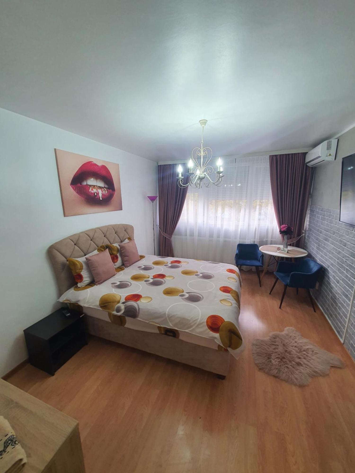 Chic Apartment- Place To Remember Galati  Exterior photo