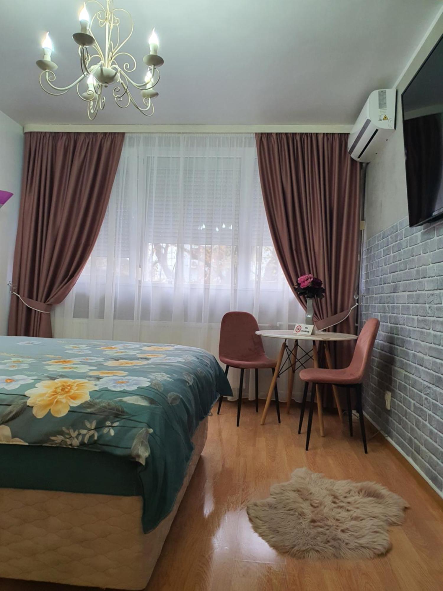 Chic Apartment- Place To Remember Galati  Exterior photo