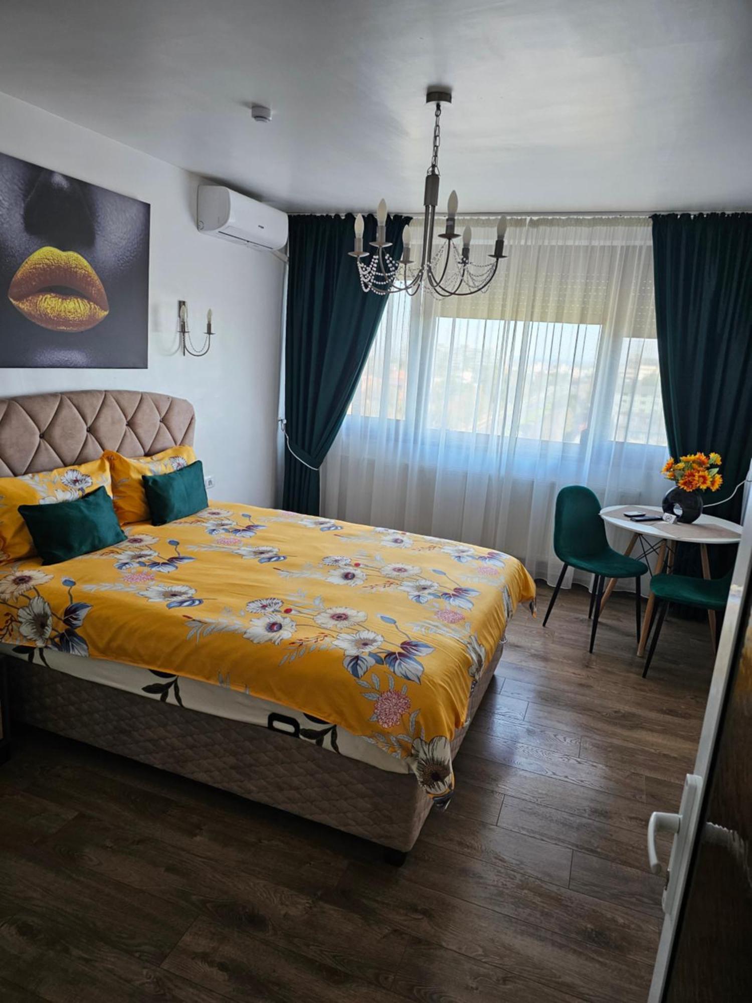Chic Apartment- Place To Remember Galati  Exterior photo
